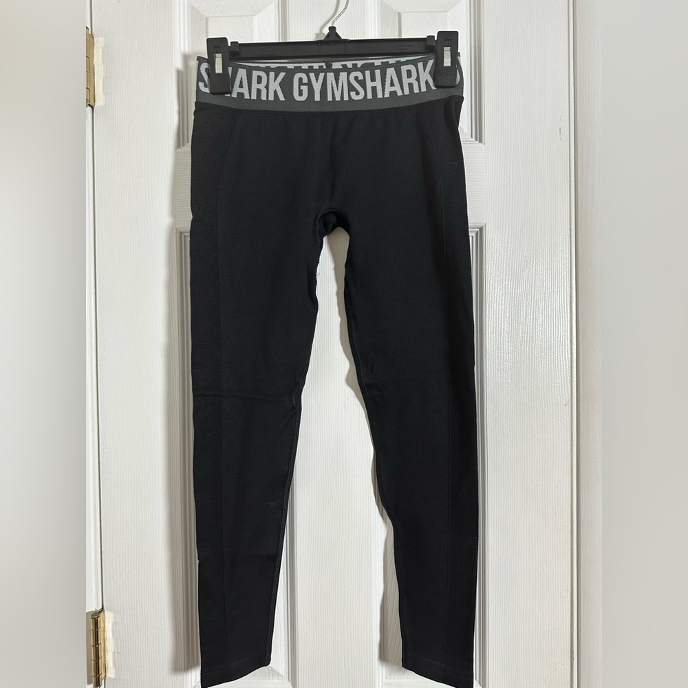 Women's Gymshark Black Gray Leggings Athletic Pants Size Small